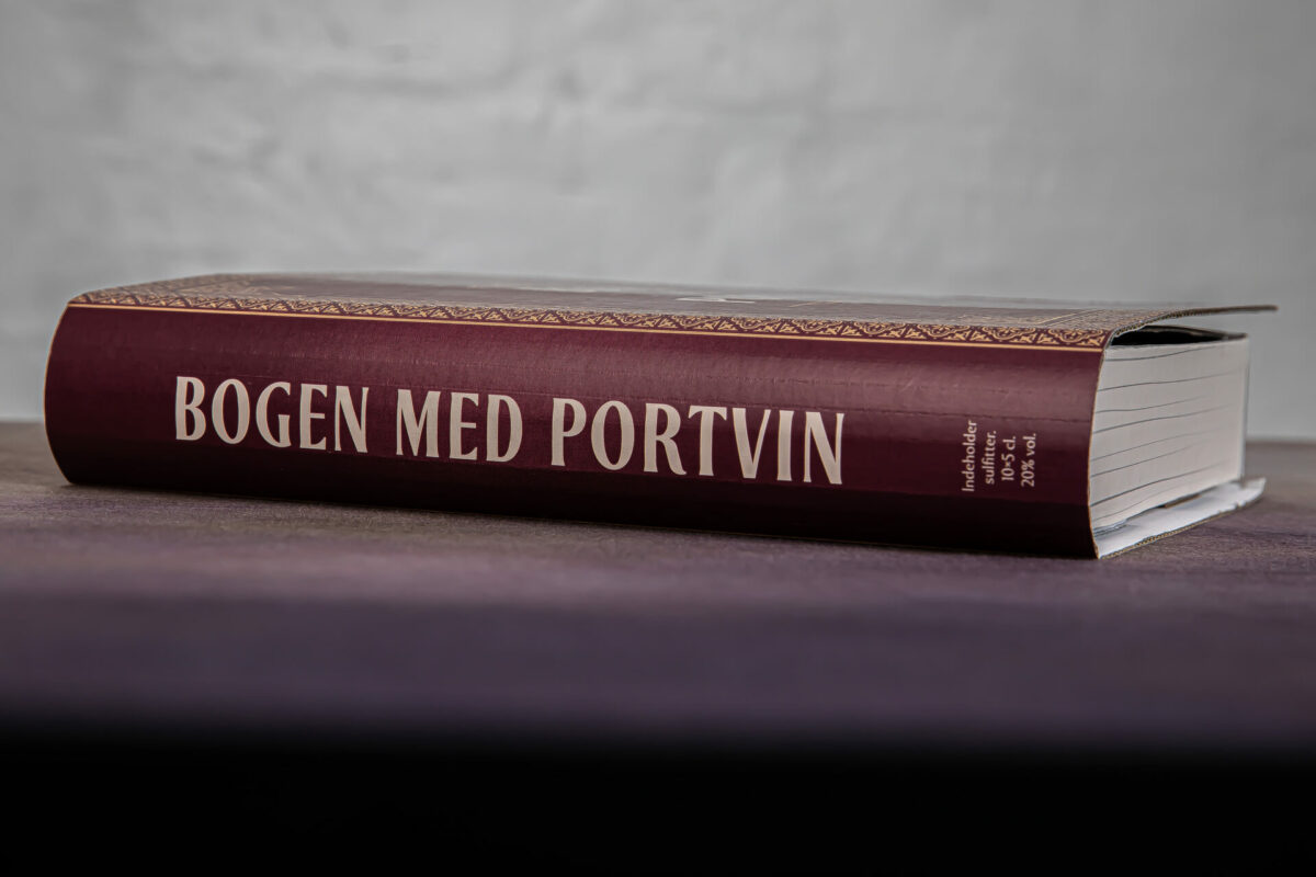 Bogen med portvin fra drikportvin.dk